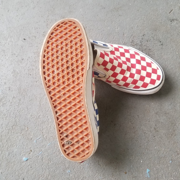 Van's Red and Blue Sz 8.5 - Picture 2 of 3